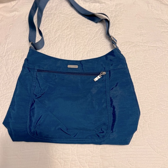 Baggallini Hobo Bag - Picture 1 of 8